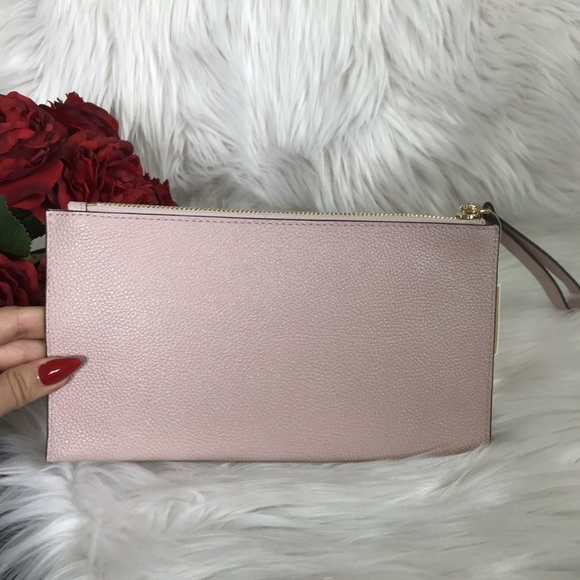 NWT MICHAEL KORS LARGE ZIP CLUTCH WRISTLET - Picture 3 of 5